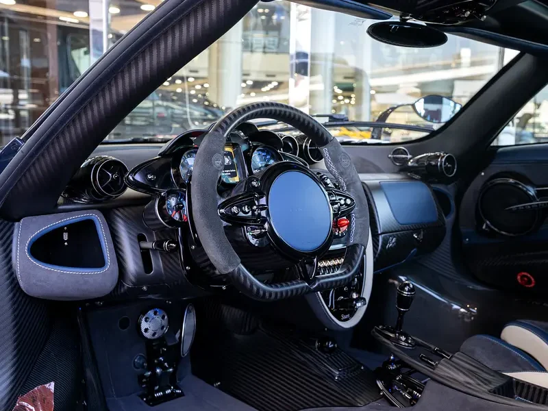 2018 Pagani Huayra BC 19 6.0 Liters V12 Petrol Engine White Blue Sports Car
