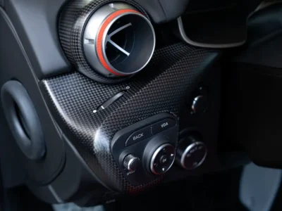 2017 Ferrari F12 Standard 6.3-liter Naturally Aspirated V12 White Red Sports Car GCC