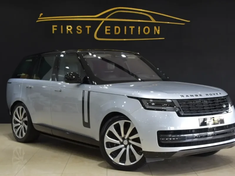 2023 Land Rover Range Rover Vogue HSE P530 4.4L V8 Twin-Turbo Petrol Silver Black SUV