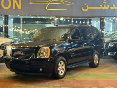 2014 GMC Yukon Other 5.3 Litres V8 Petrol Engine Black Beige SUV GCC Specs