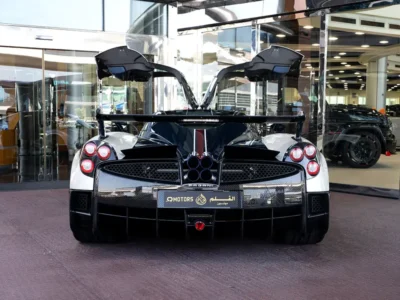 2018 Pagani Huayra BC 19 6.0 Liters V12 Petrol Engine White Blue Sports Car