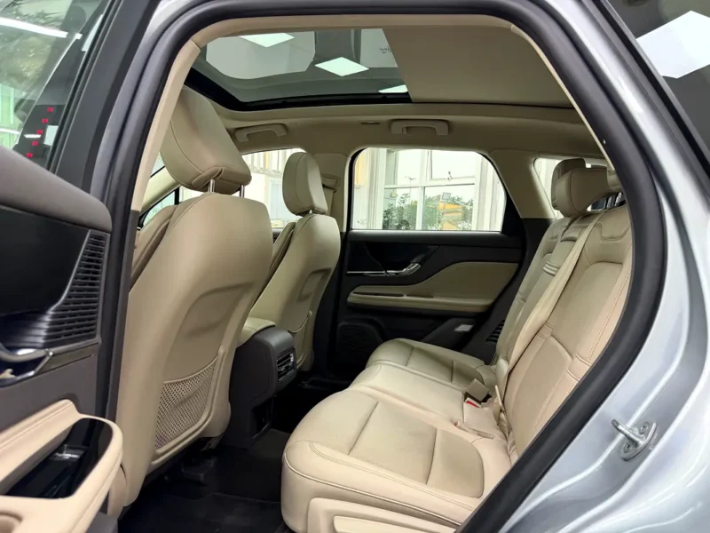 2022 Lincoln Corsair Reserve 2.0L 4 Cylinder Turbocharged Engine Grey Beige Crossover GCC