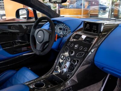2016 Aston Martin V12 Vantage 5.9-liter V12 Petrol Engine Blue Sports Car GCC Specs