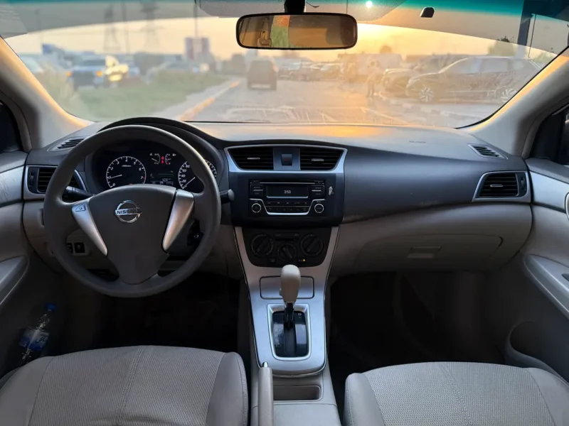 2020 Nissan Sentra Standard 1.6L 4 Cylinders Engine White Beige Sedan Mid Option GCC