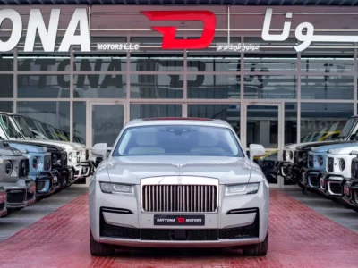 2021 Rolls-Royce Ghost Standard 6.7L V12 Twin Turbo Engine Grey White Sedan GCC