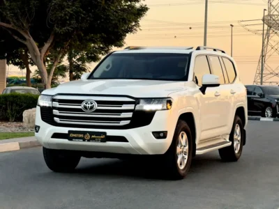 2024 Toyota Land Cruiser EXR 4.0 Liters V6 Petrol Engine White Beige SUV GCC Specs