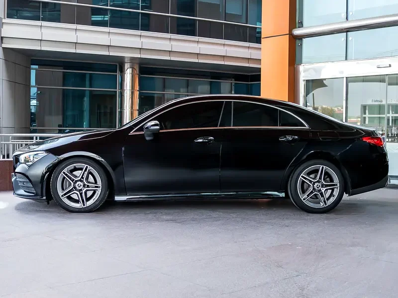 2022 Mercedes-Benz CLA200 1.3L Inline-4 Turbocharged Petrol Engine Black Sedan