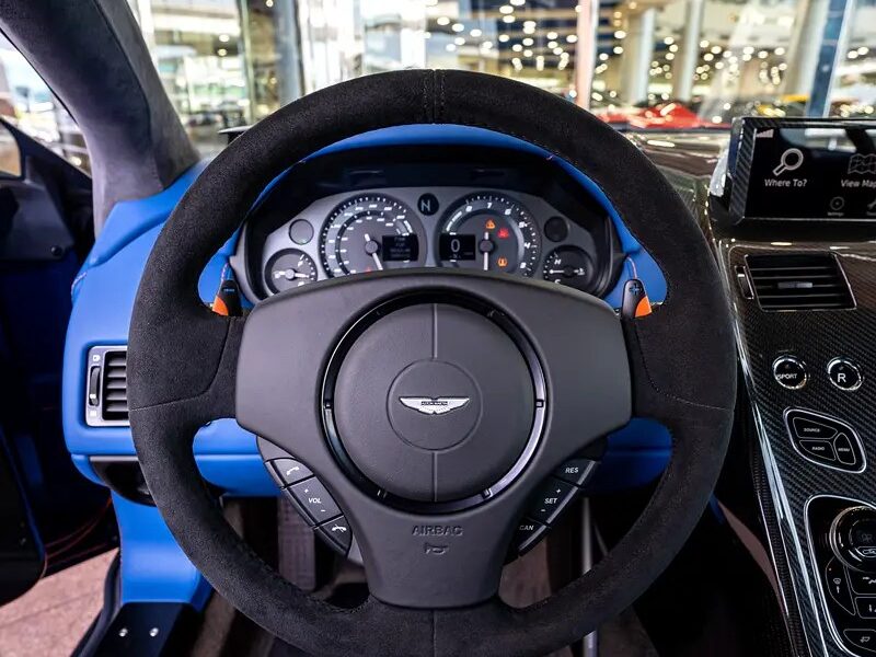 2016 Aston Martin V12 Vantage 5.9-liter V12 Petrol Engine Blue Sports Car GCC Specs