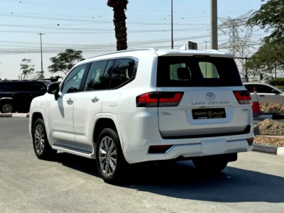 2022 Toyota Land Cruiser VXR 3.5 Liters 6 Cylinders Petrol Engine White Red SUV