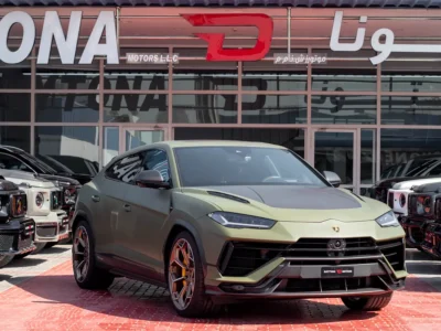 2024 Lamborghini Urus Performante V8 Twin Turbo Petrol Engine 4.0 Litres Green Black SUV