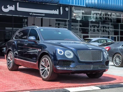 2018 Bentley Bentayga Standard 8 Cylinders Petrol Engine Black Red SUV GCC Specs