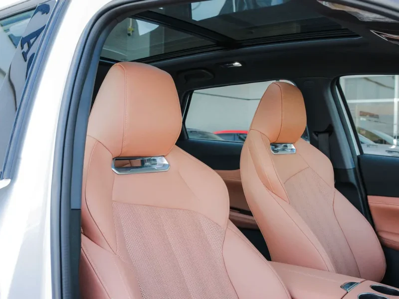 2025 Changan UNI-Z Premium 1.5 Litres Turbo Engine 4 Cylinders White Tan SUV