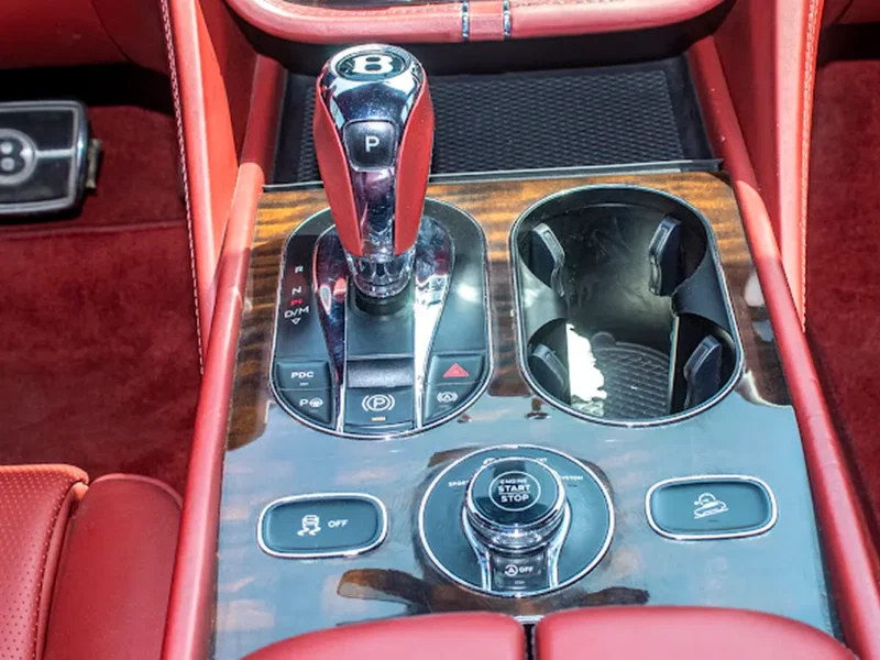 2018 Bentley Bentayga Standard 8 Cylinders Petrol Engine Black Red SUV GCC Specs