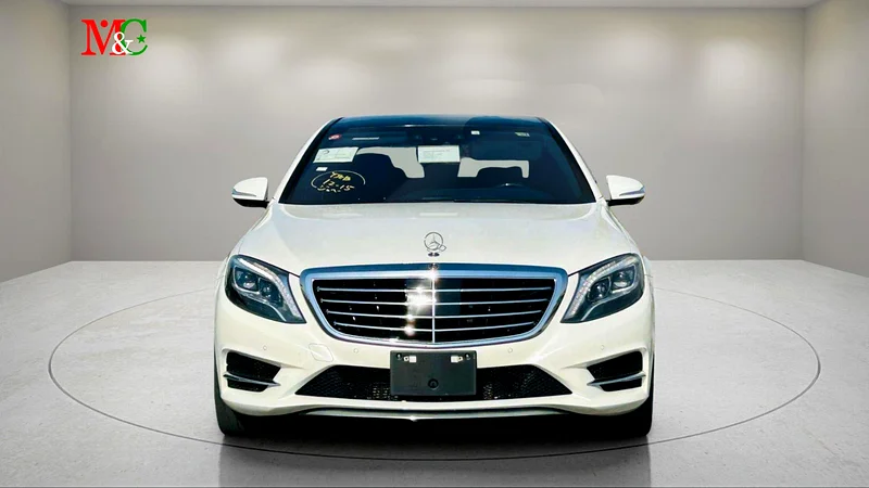 2015 Mercedes-Benz S-Class S 550 8 Cylinders Petrol Engine White Black Sedan