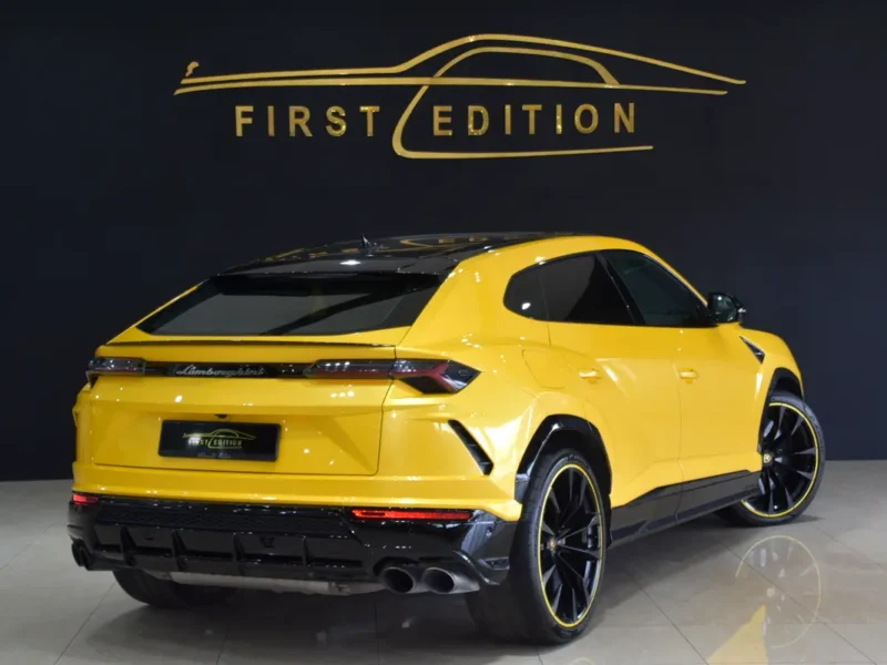 2022 Lamborghini Urus Pearl Capsule 8 Cylinders Petrol Engine Yellow SUV GCC