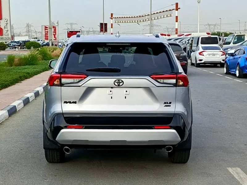 2023 Toyota Rav 4 XLE Premium 4 Cylinders Engine Silver Black SUV Perfect Condition