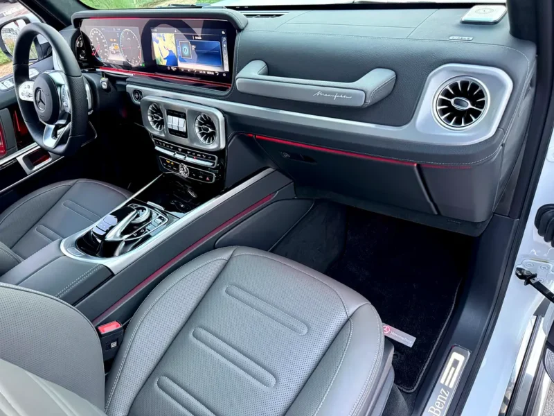 2024 Mercedes-Benz G-Class G 400 d 6 Cylinders Diesel Engine White Black SUV