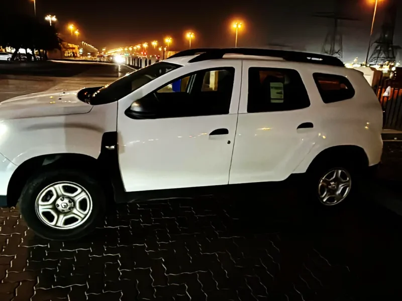 2023 Renault Duster LE 4 Cylinders Petrol Engine White Grey SUV GCC Specs