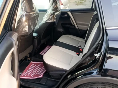 2018 Toyota Rav 4 XLE 4 Cylinders Petrol Engine Black Beige SUV American Specs