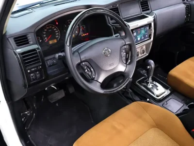 2021 Nissan Patrol Safari Super Safari 6 Cylinders Petrol Engine White Tan SUV GCC Specs