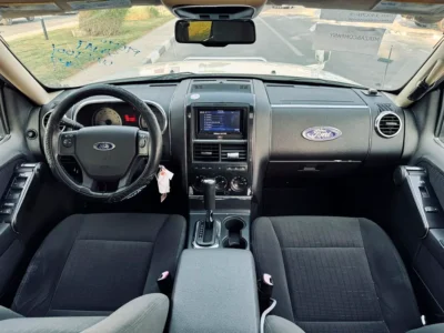 2010 Ford Explorer XLT 6 Cylinders Petrol Engine White Black SUV CLEAN TITLE