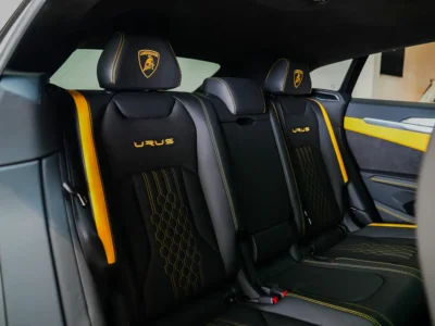 2024 Lamborghini Urus S 8 Cylinder petrol Engine Yellow Black SUV Carbon Fiber Interior