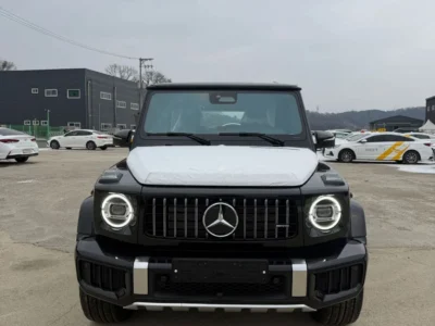 2026 Mercedes-Benz G 63 AMG 4.0 Litres V8 Biturbo Petrol Engine Black Brown SUV