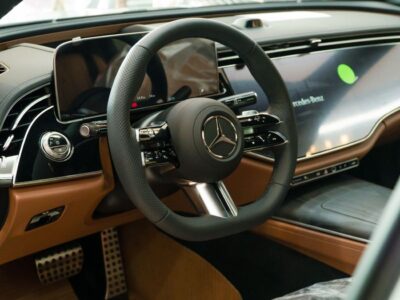 2025 Mercedes-Benz E300 2.0 Litres 4 Cylinders Petrol Engine Silver Tan Sedan
