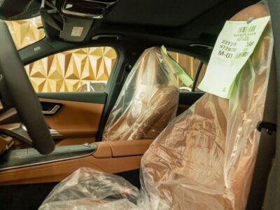 2025 Mercedes-Benz E300 2.0 Litres 4 Cylinders Petrol Engine Silver Tan Sedan