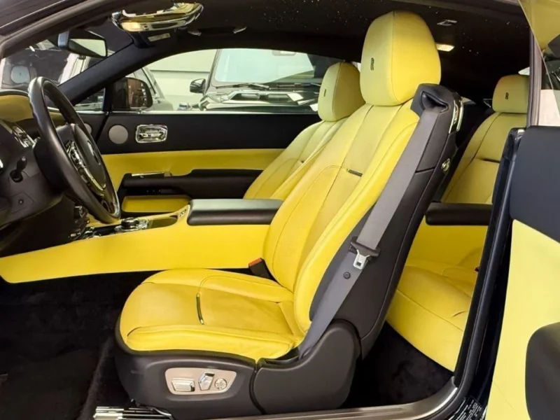 2018 Rolls-Royce Wraith 6.6L Twin-Turbocharged V12 Engine Blue Yellow Coupe GCC