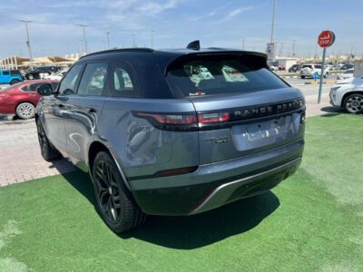2019 LAND ROVER RANGE ROVER VELAR 250 SE 2.0L V4 Petrol Engine Blue Beige SUV GCC