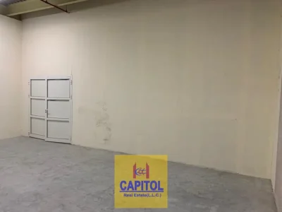 570 sqft on Mezzanine Floor Available in Al Quoz