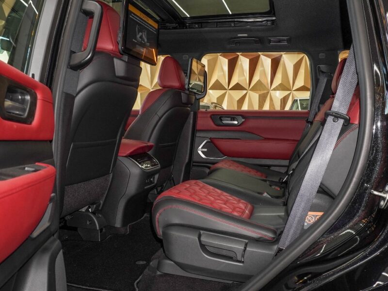 2026 Nissan Patrol Platinum 3.5-liter V6 Twin-Turbo Petrol Engine Black Red SUV GCC