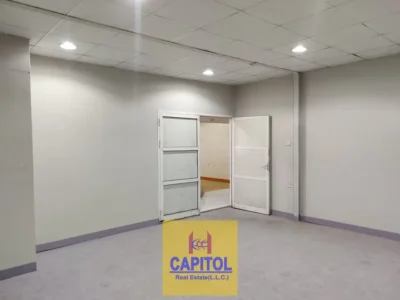 240 sqft on Mezzanine Floor Small Mezzanine Floor Available in Al Quoz Area