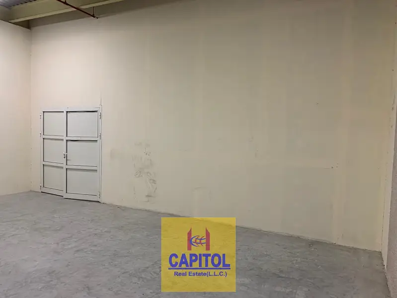 760 sqft on Mezzanine Floor Available for Storage in Al Quoz