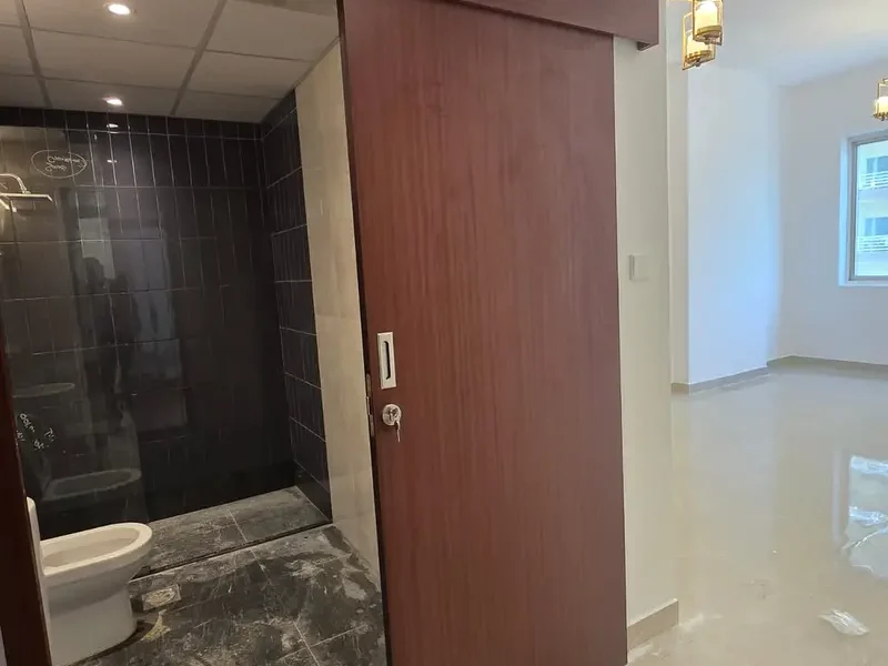 Spacious 1 Bed | 2 Rooms with 2 Full Baths | 1 Car Park | Near Bus Stop | Cricket Stadium