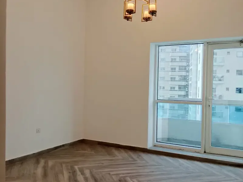 Vacant | 1 Bed | Car Park