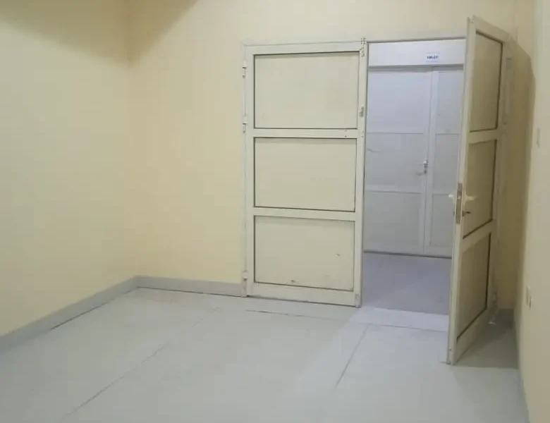 Hot Summer Offer 205 sqft warehouse with Good Height Available in al Qouz 4
