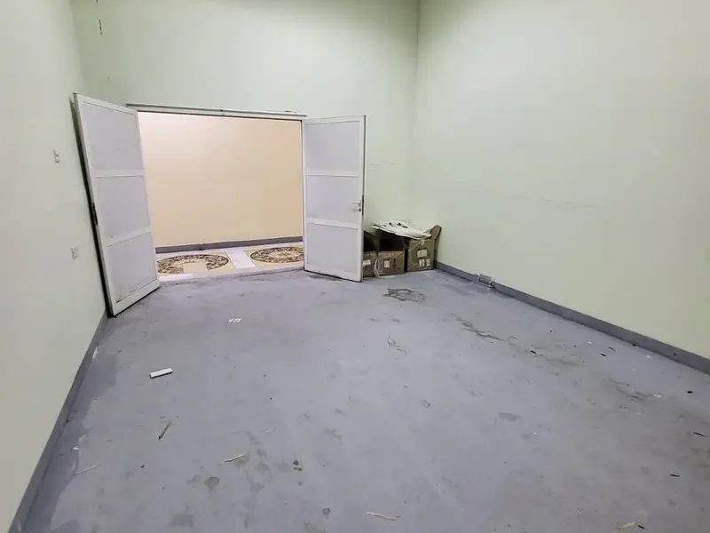 GROUND FLOOR STORAGE WAREHOUSE | AVAILABLE FOR RENT | VERY AFFORDABLE PRICE