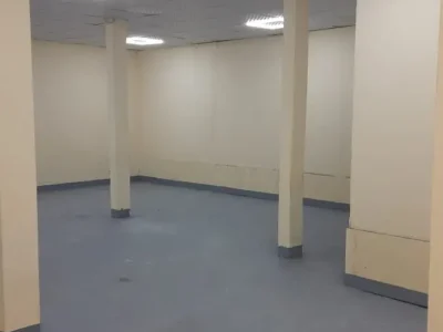 NEED EXTRA SPACE FOR YOUR BUSINESS STOCK BOOK OUR MODERN STORAGE WAREHOUSES