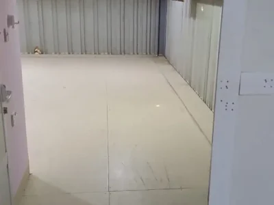NEED MORE SPACE WITHOUT THE STRESS SPACIOUS AND ECONOMICAL STORAGE WAREHOUSE