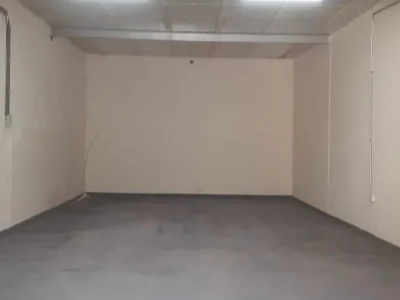 NEED MORE SPACE WITHOUT THE STRESS SPACIOUS AND ECONOMICAL STORAGE WAREHOUSE