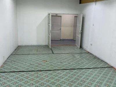 HASSLE FREE STORAGE SOLUTIONS - BOOK TODAY