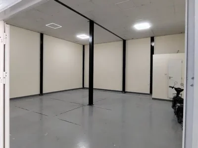 AFORDABLE STORAGE SPACE ON GROUND 650SQFT AVAILABLE FOR RENT IN AL QUOZ