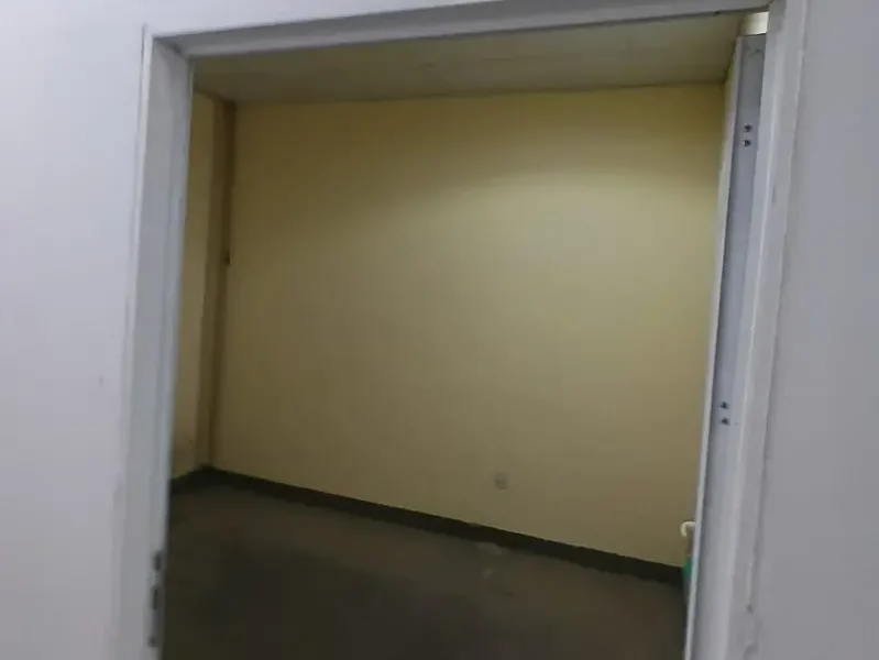 Small Size Warehouse for Goods Available in Al Qouz 04