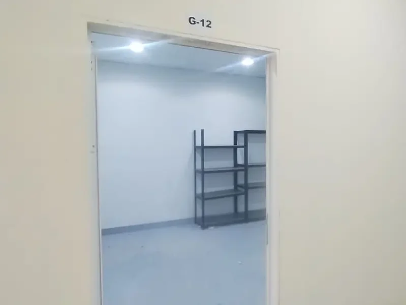 Small Size Warehouse for Goods Available in Al Qouz 04