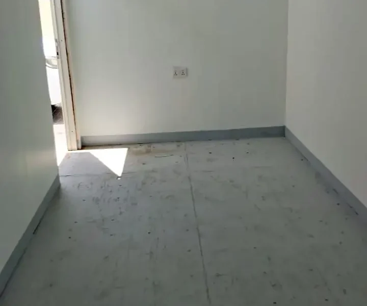 220 sqft Tax free Ready to Move Storage Warehouse Available for Rent in Al Quoz (BK)