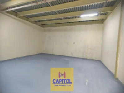 SPACIOUS AND WELL-MAINTAINED INDUSTRIAL STORAGE WAREHOUSE UNIT FOR RENT