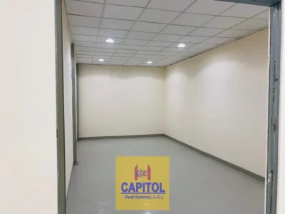 READY TO USE SPACIOUS AND MODERN WAREHOUSE FOR RENT IN AL QUOZ 4