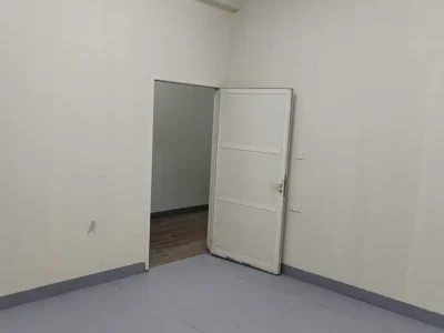 LARGE / READY-TO-OPERATE WAREHOUSE SPACE IN AL QUOZ INDUSTRIAL AREA 4